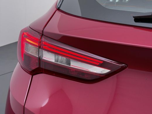 Opel Grandland X 1.6 Turbo Hybrid Business Edition VAN: &euro;27.900,- VOOR: &euro;23.877,- UW EINDEJAARSVOORDEEL: &euro;4.023,- ... ActivLease financial lease