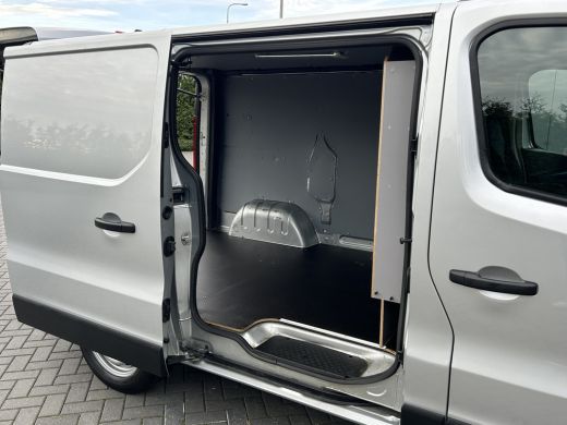 Opel Vivaro 1.6 CDTI 126 PK / L1H1 / 1e EIG. / TREKHAAK / ACHTERKLEP / AIRCO / CRUISE / NAVI / CAMERA / BLUET... ActivLease financial lease