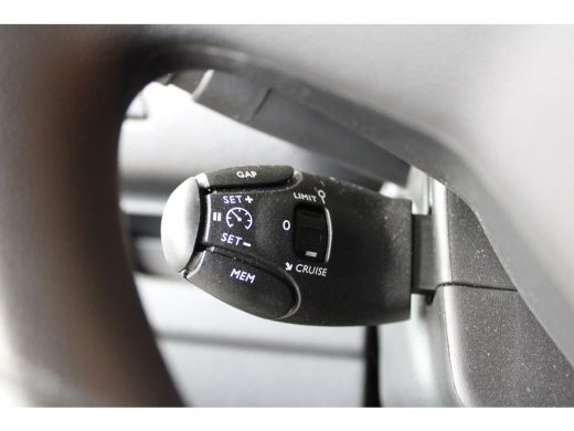 Opel Vivaro 2.0 Diesel 145 L3 | Betimmering | Navigatiesysteem | Dodehoekdetectie | Cruise control | Parkeers... ActivLease financial lease