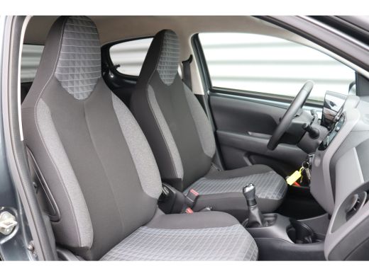 Peugeot 108 1.0 E-VTI 72PK 5-DRS ACTIVE / AIRCO / LED / BLUETOOTH / PACK PREMIUM / 1E EIGENAAR / NIEUWSTAAT !! ActivLease financial lease