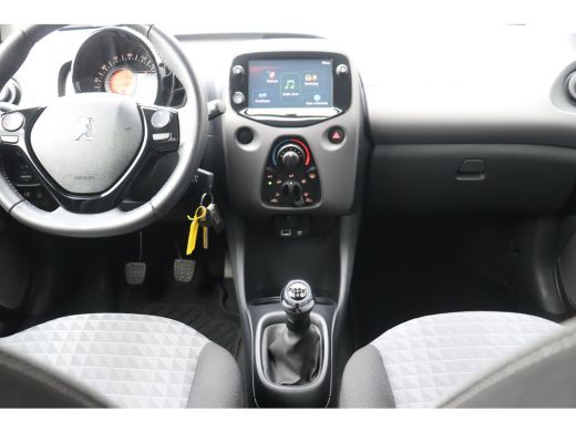 Peugeot 108 1.0 E-VTI 72PK 5-DRS ACTIVE / AIRCO / LED / BLUETOOTH / PACK PREMIUM / 1E EIGENAAR / NIEUWSTAAT !! ActivLease financial lease