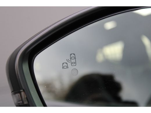 Peugeot 2008 1.2 PureTech GT | Automaat | Navigatie | Camera | Panorama/schuifdak | Full LED | 75.000km | ActivLease financial lease