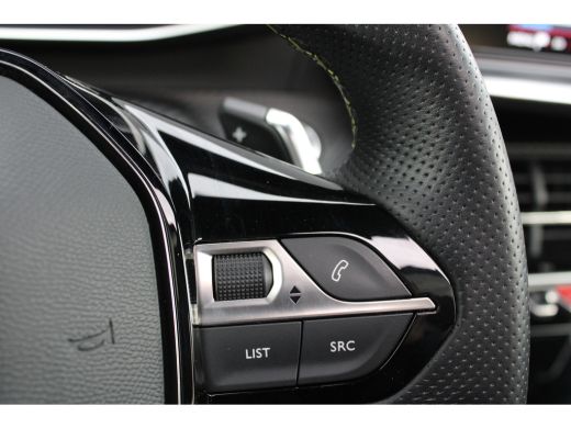 Peugeot 2008 1.2 PureTech GT | Automaat | Navigatie | Camera | Panorama/schuifdak | Full LED | 75.000km | ActivLease financial lease