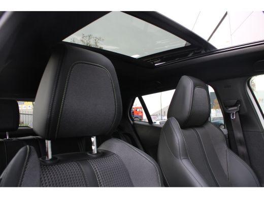 Peugeot 2008 1.2 PureTech GT | Automaat | Navigatie | Camera | Panorama/schuifdak | Full LED | 75.000km | ActivLease financial lease