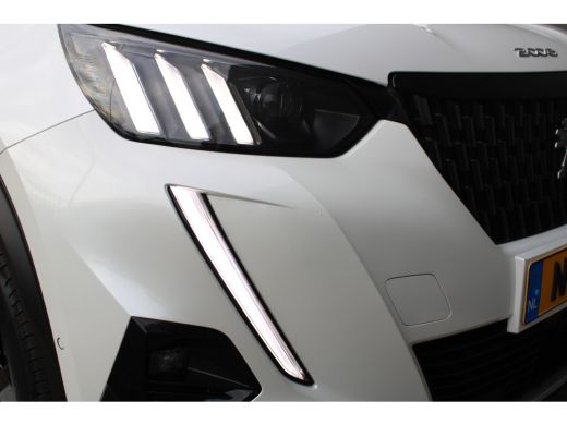 Peugeot 2008 1.2 PureTech GT | Automaat | Navigatie | Camera | Panorama/schuifdak | Full LED | 75.000km | ActivLease financial lease