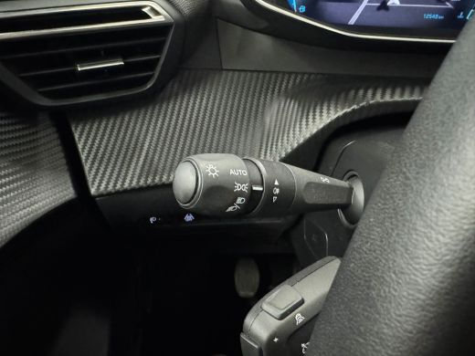 Peugeot 208 1.2 PureTech Allure Pack | Airco (automatisch) | Apple Carplay/Android Auto|telefoonintegratie pr... ActivLease financial lease