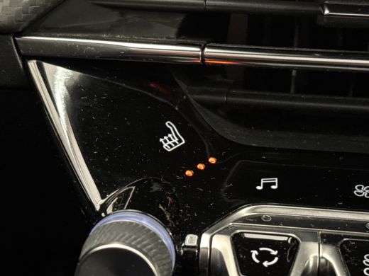 Peugeot 208 1.2 PureTech GT Pack Adaptieve Cruise | Panoramadak! | Automaat | Camera | Trekhaak! | 130PK!! | ... ActivLease financial lease