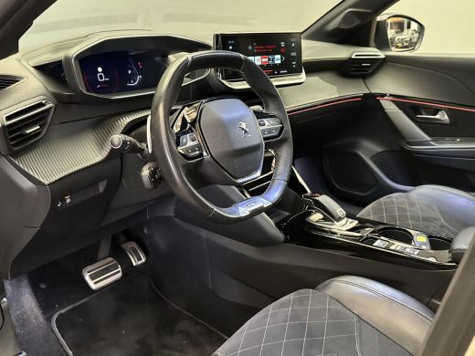 Peugeot 208 1.2 PureTech GT Pack Adaptieve Cruise | Panoramadak! | Automaat | Camera | Trekhaak! | 130PK!! | ... ActivLease financial lease