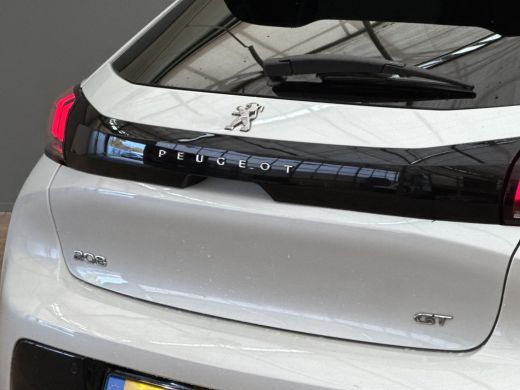 Peugeot 208 1.2 PureTech GT Pack Adaptieve Cruise | Panoramadak! | Automaat | Camera | Trekhaak! | 130PK!! | ... ActivLease financial lease