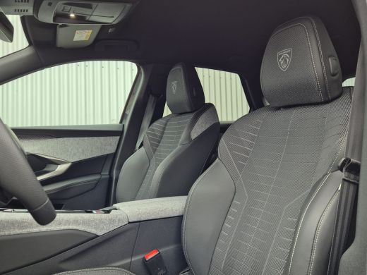 Peugeot 3008 1.2 Hybrid 136PK GT Automaat | Stoel + Stuurverwarming | Camera | Elektrische Achterklep | Apple ... ActivLease financial lease