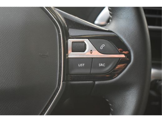 Peugeot 3008 1.2 PureTech Active 130pk | Navigatie by App | Achteruitrijcamera | Climate Control | Parkeersens... ActivLease financial lease