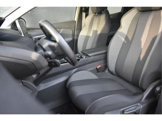 Peugeot 3008 1.2 PureTech Active 130pk | Navigatie by App | Achteruitrijcamera | Climate Control | Parkeersens... ActivLease financial lease