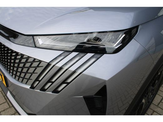 Peugeot 3008 Allure | 19 inch lichtmetalen velgen &laquo; BREDA &raquo;, Orbital Black, glossy finish | 19 inch lichtmetal... ActivLease financial lease