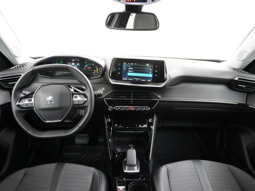 Peugeot e-2008 EV Allure 50 kWh 3 FASE LADEN | RIJKLAARPRIJS INCL. 12MND BOVAG | CAMERA ActivLease financial lease