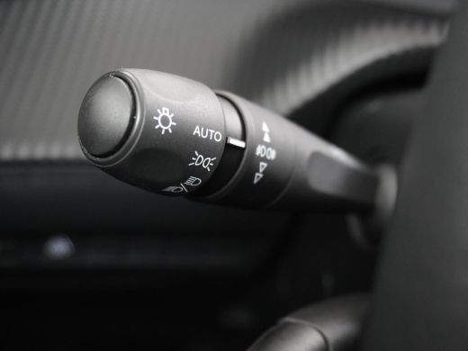 Peugeot e-2008 EV Allure 50 kWh 3 FASE LADEN | RIJKLAARPRIJS INCL. 12MND BOVAG | CAMERA ActivLease financial lease