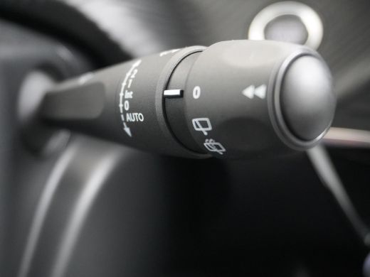 Peugeot e-2008 EV Allure 50 kWh 3 FASE LADEN | RIJKLAARPRIJS INCL. 12MND BOVAG | CAMERA ActivLease financial lease