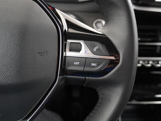 Peugeot e-2008 EV Allure 50 kWh 3 FASE LADEN | RIJKLAARPRIJS INCL. 12MND BOVAG | CAMERA ActivLease financial lease