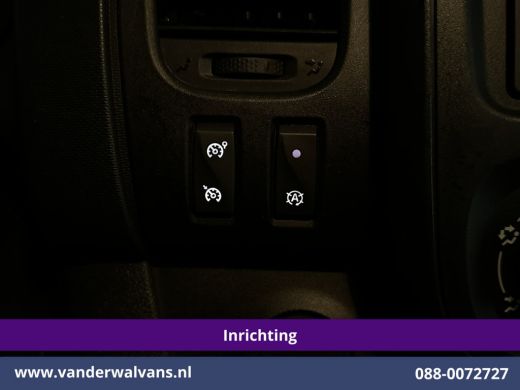 Renault Trafic 2.0 dCi 120pk L2H1 Inrichting Euro6 Airco | 2x zijdeur | Imperiaal | LED | Trekhaak | Cruisecontr... ActivLease financial lease