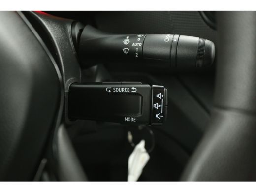 Renault Trafic 2.0 dCi T30 L2H1 | Airco | 3-Zits | Cruise | Carplay | Parkeersens. ActivLease financial lease