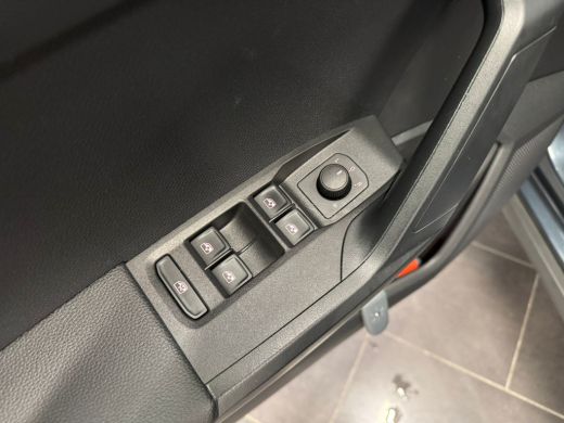 Seat Arona 1.0 EcoTSI Reference | Apple Carplay/Android Auto|telefoonintegratie premium | DAB ontvanger | Li... ActivLease financial lease