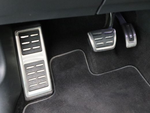 Seat Ateca 1.5 TSi 150 Pk Automaat FR Business Intense | Panoramadak | 19 Inch | Navigatie | Winterpakket | ... ActivLease financial lease