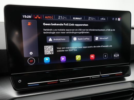 Seat Leon 1.0 eTSI 110 pk DSG Style Business Intense Navigatie Clima Camera Stoelverwarming Parkassist 220 ActivLease financial lease