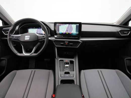 Seat Leon 1.0 eTSI 110 pk DSG Style Business Intense Navigatie Clima Camera Stoelverwarming Parkassist 220 ActivLease financial lease