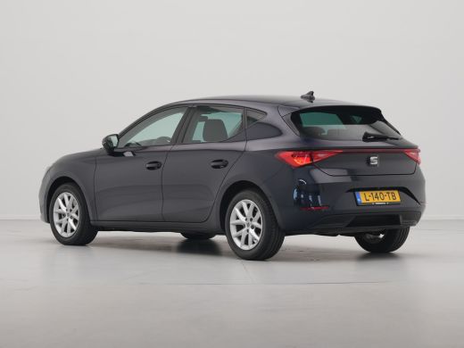 Seat Leon 1.0 eTSI 110 pk DSG Style Business Intense Navigatie Clima Camera Stoelverwarming Parkassist 220 ActivLease financial lease