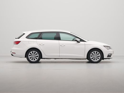 Seat Leon 1.0 TSI 115pk DSG Style Business Intense Navigatie Pdc Clima Privacy glas Keyless 313 ActivLease financial lease