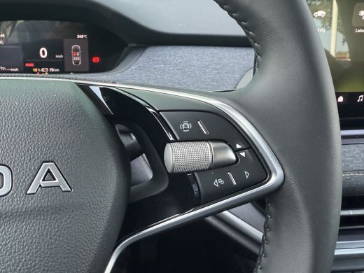 Skoda Elroq 60 Business edition | 17% Bijtelling! | Stoelverwarming | Cruise Control | Dodehoekassistent ActivLease financial lease