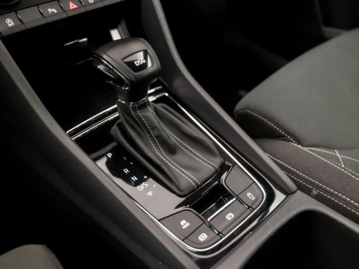 Skoda Karoq 1.5 TSI ACT Sportline 150Pk Automaat (VIRTUAL COCKPIT, APPLE CARPLAY, GROOT NAVI, KUIPSTOELEN, ST... ActivLease financial lease