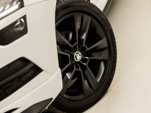 Skoda Karoq 1.5 TSI ACT Sportline 150Pk Automaat (VIRTUAL COCKPIT, APPLE CARPLAY, GROOT NAVI, KUIPSTOELEN, ST... ActivLease financial lease