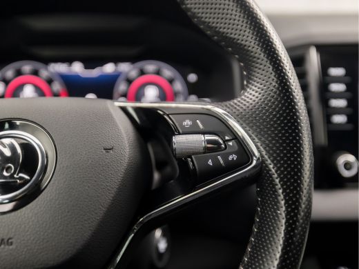 Skoda Karoq 1.5 TSI ACT Sportline 150Pk Automaat (VIRTUAL COCKPIT, APPLE CARPLAY, GROOT NAVI, KUIPSTOELEN, ST... ActivLease financial lease