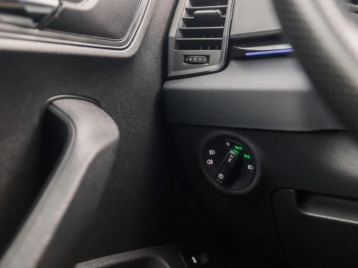 Skoda Karoq 1.5 TSI ACT Sportline 150Pk Automaat (VIRTUAL COCKPIT, APPLE CARPLAY, GROOT NAVI, KUIPSTOELEN, ST... ActivLease financial lease