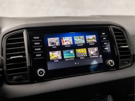 Skoda Karoq 1.5 TSI ACT Sportline 150Pk Automaat (VIRTUAL COCKPIT, APPLE CARPLAY, GROOT NAVI, KUIPSTOELEN, ST... ActivLease financial lease