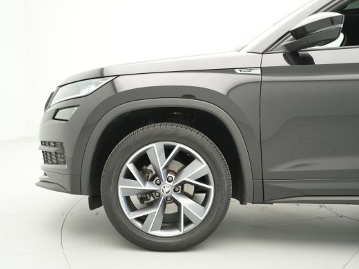 Skoda Kodiaq 1.5 TSI 150pk Sportline Business Panorama Camera Stoelverwarming Acc Carplay 302 ActivLease financial lease