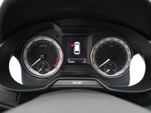 Skoda Octavia Combi 1.5 TSI 150pk DSG Greentech Business Edition Plus Navigatie Stoelverwarming Canton Clima 104 ActivLease financial lease