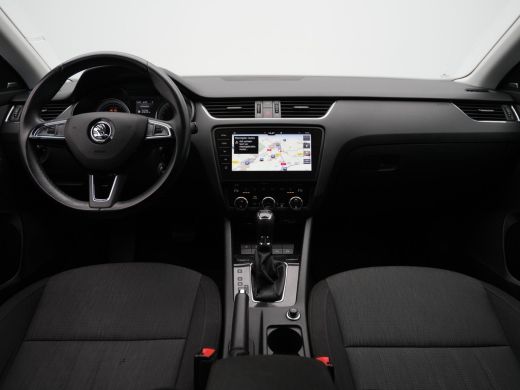 Skoda Octavia Combi 1.5 TSI 150pk DSG Greentech Business Edition Plus Navigatie Stoelverwarming Canton Clima 104 ActivLease financial lease