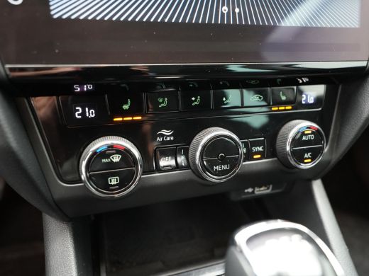 Skoda Octavia Combi 1.5 TSI 150pk DSG Greentech Business Edition Plus Navigatie Stoelverwarming Canton Clima 104 ActivLease financial lease