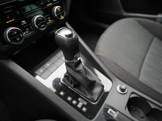 Skoda Octavia Combi 1.5 TSI 150pk DSG Greentech Business Edition Plus Navigatie Stoelverwarming Canton Clima 104 ActivLease financial lease