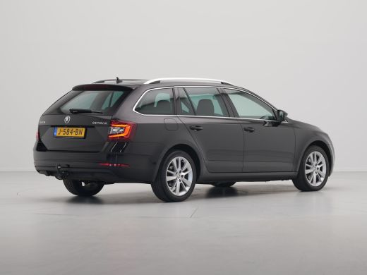 Skoda Octavia Combi 1.5 TSI 150pk DSG Greentech Business Edition Plus Navigatie Stoelverwarming Canton Clima 104 ActivLease financial lease