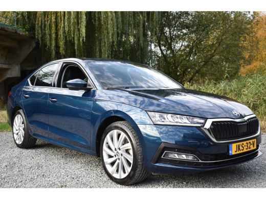 Skoda Octavia TSI iV PHEV 204PK DSG HYBRID BUSINESS CAMERA/NAVI/VIRTUAL ActivLease financial lease