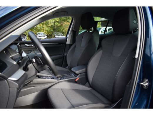 Skoda Octavia TSI iV PHEV 204PK DSG HYBRID BUSINESS CAMERA/NAVI/VIRTUAL ActivLease financial lease