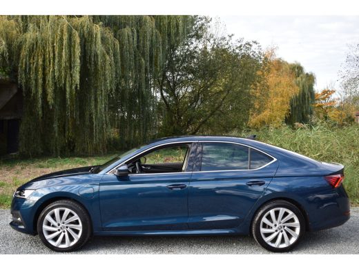 Skoda Octavia TSI iV PHEV 204PK DSG HYBRID BUSINESS CAMERA/NAVI/VIRTUAL ActivLease financial lease