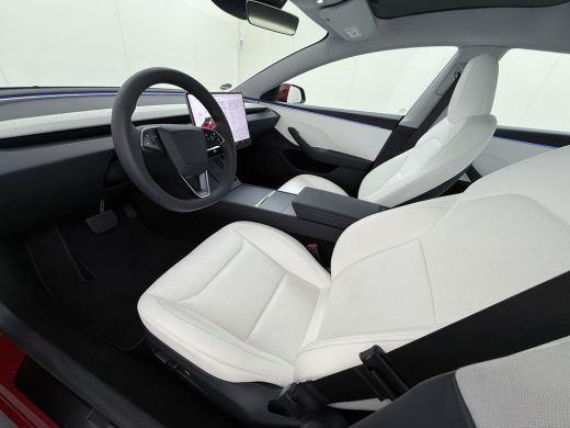 Tesla Model 3 Long Range AWD 78 kWh TREKHAAK | FULL SELFDRIVE | VOLLEDIGE FABRIEKSGARANTIE T/M 12-2027/80.000KM... ActivLease financial lease