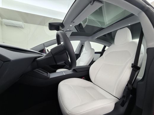 Tesla Model 3 Long Range AWD 78 kWh TREKHAAK | FULL SELFDRIVE | VOLLEDIGE FABRIEKSGARANTIE T/M 12-2027/80.000KM... ActivLease financial lease