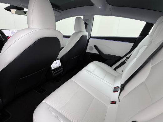 Tesla Model 3 Long Range AWD 78 kWh TREKHAAK | FULL SELFDRIVE | VOLLEDIGE FABRIEKSGARANTIE T/M 12-2027/80.000KM... ActivLease financial lease