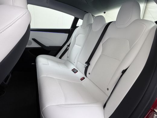 Tesla Model 3 Long Range AWD 78 kWh TREKHAAK | FULL SELFDRIVE | VOLLEDIGE FABRIEKSGARANTIE T/M 12-2027/80.000KM... ActivLease financial lease