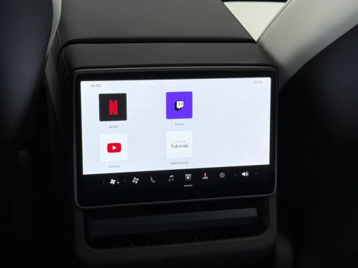 Tesla Model 3 Long Range AWD 78 kWh TREKHAAK | FULL SELFDRIVE | VOLLEDIGE FABRIEKSGARANTIE T/M 12-2027/80.000KM... ActivLease financial lease