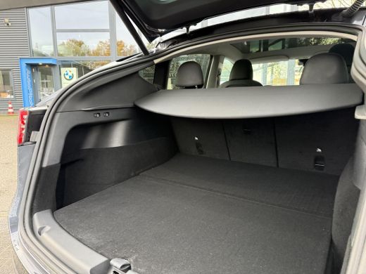 Tesla Model Y RWD 58 kWh AFNEEMBARE TREKHAAK| STOEL/ STUURVERW| AUTOPILOT| RIJKLAARPRIJS INCL. TESLA GARANTIE t... ActivLease financial lease